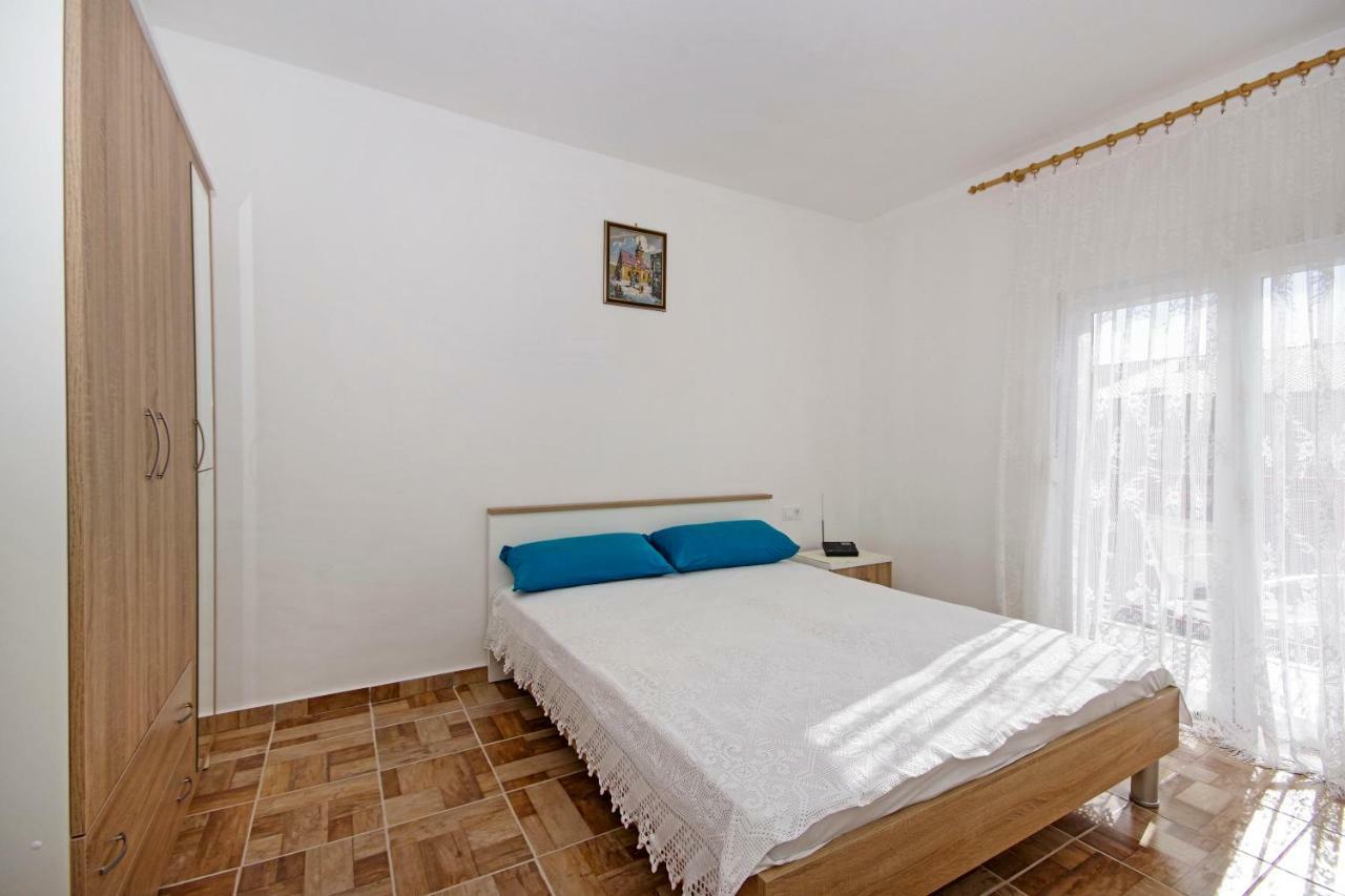 Josip Veliki Apartment คาชเตลา ภายนอก รูปภาพ